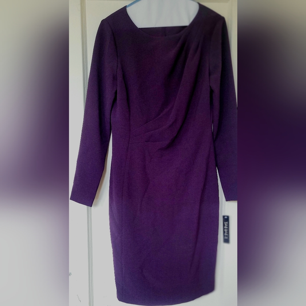 Tahari Dress Sheath In Plum Color For Work Office Size 6 NWT
